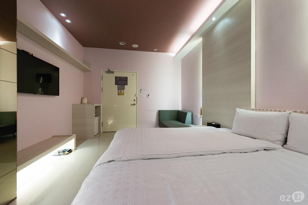寓旅宿 Apato Cityhome Kaohsiung Extérieur photo